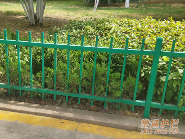 常州绿化栏杆锌钢草坪栏杆